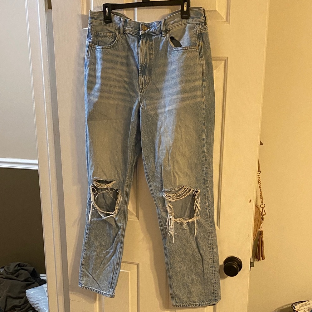 Distressed Light Blue Jeans